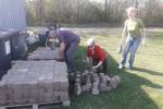 Arbeitseinsatz am Sportplatz