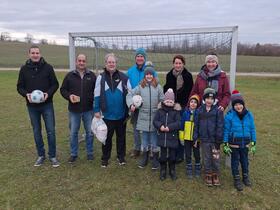 Spielplatz und Sportplatz Projekt Ungerndorf - Spendengeld Übergabe