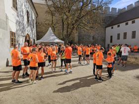 Lauf um die Burg - Spendengeldübergabe - 2.000,- Euro für die Kinderkrebsforschung
