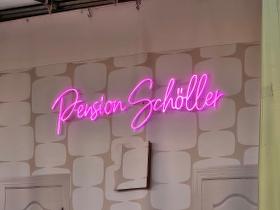 Lastkrafttheater Pension Schöller
