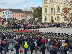 Feierliche Angelobung am Laaer Stadtplatz