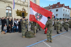 Feierliche Angelobung am Laaer Stadtplatz