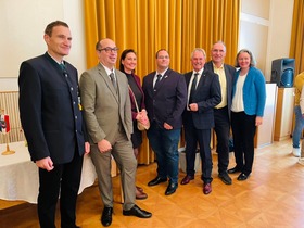 Feierliche Angelobung am Laaer Stadtplatz