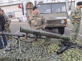 Feierliche Angelobung am Laaer Stadtplatz