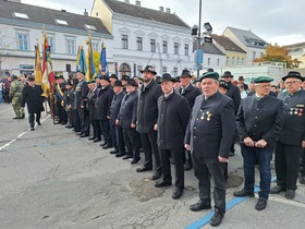 Feierliche Angelobung am Laaer Stadtplatz