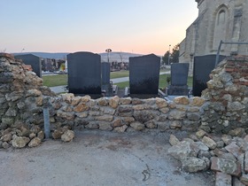 Sanierung Friedhofsmauer Fallbach