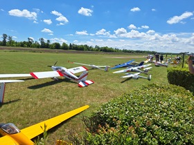 14. Laaer Seglerschlepptreffen am Modellflugplatz in Laa