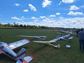 14. Laaer Seglerschlepptreffen am Modellflugplatz in Laa