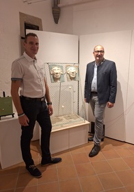 Eröffnung der Ausstellung LESE-ZEICHEN im Kunsthaus Laa
